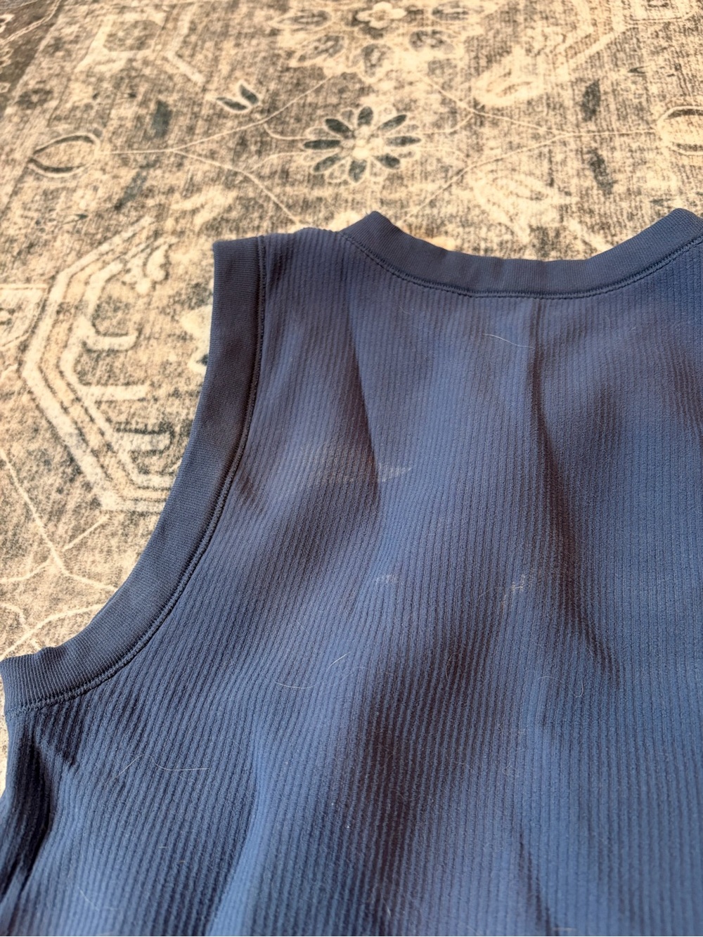 Amazon Women's Navy Ribbed Cropped Tank Top - Picture 2 of 3